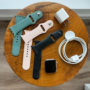 Apple Watch - Series 6 - 40MM GPS - Rose Gold